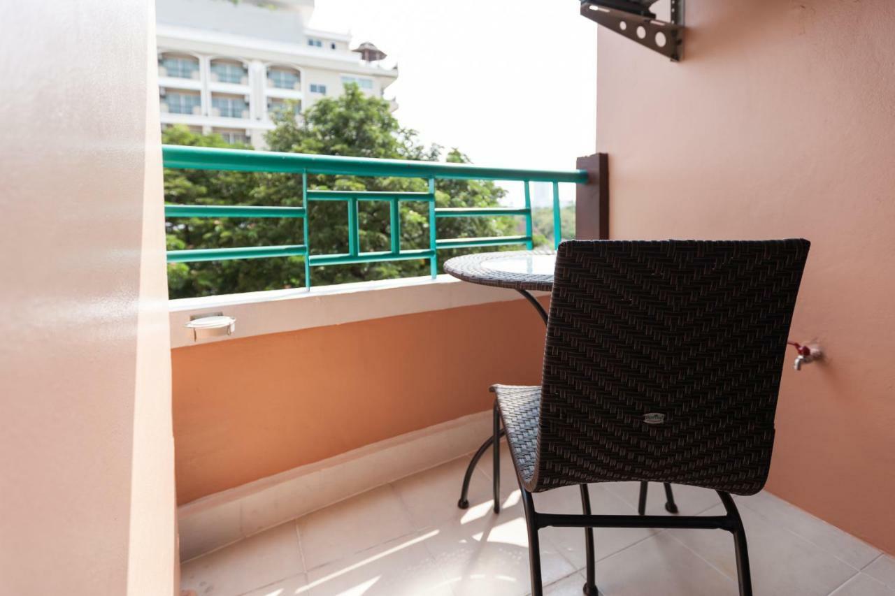 Vabua Asotel Bangkok Exterior foto